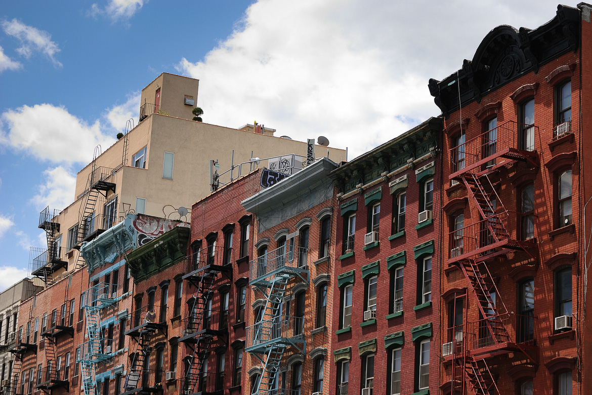 lower-east-side-manhattan-new-york-complesso-di-appartamenti-a-schiera Home